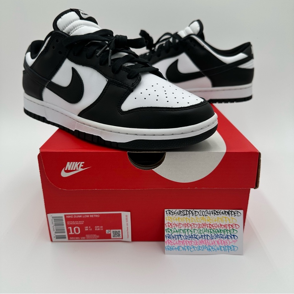 NWT 2021 NIKE DUNK LOW PANDA MENS 10 DEADSTOCK OG ALL